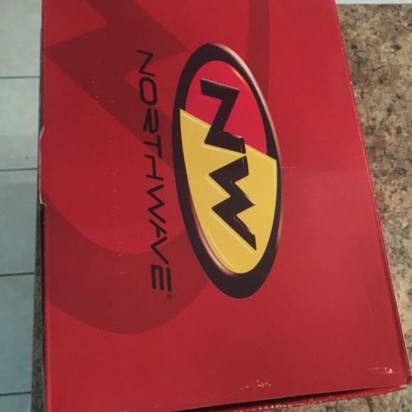 New Northwave Typhoon EVO shoes pro cycling biking - Picture 2 of 2